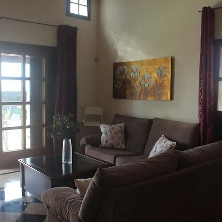 ヴィラ Raquel ヤイサ